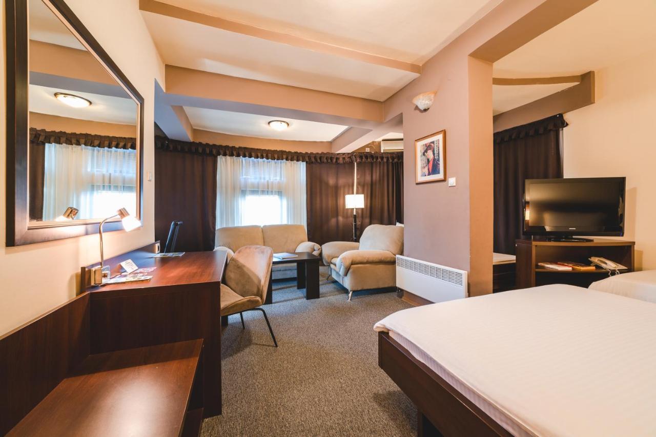 Hotel Keto Podgorica Esterno foto
